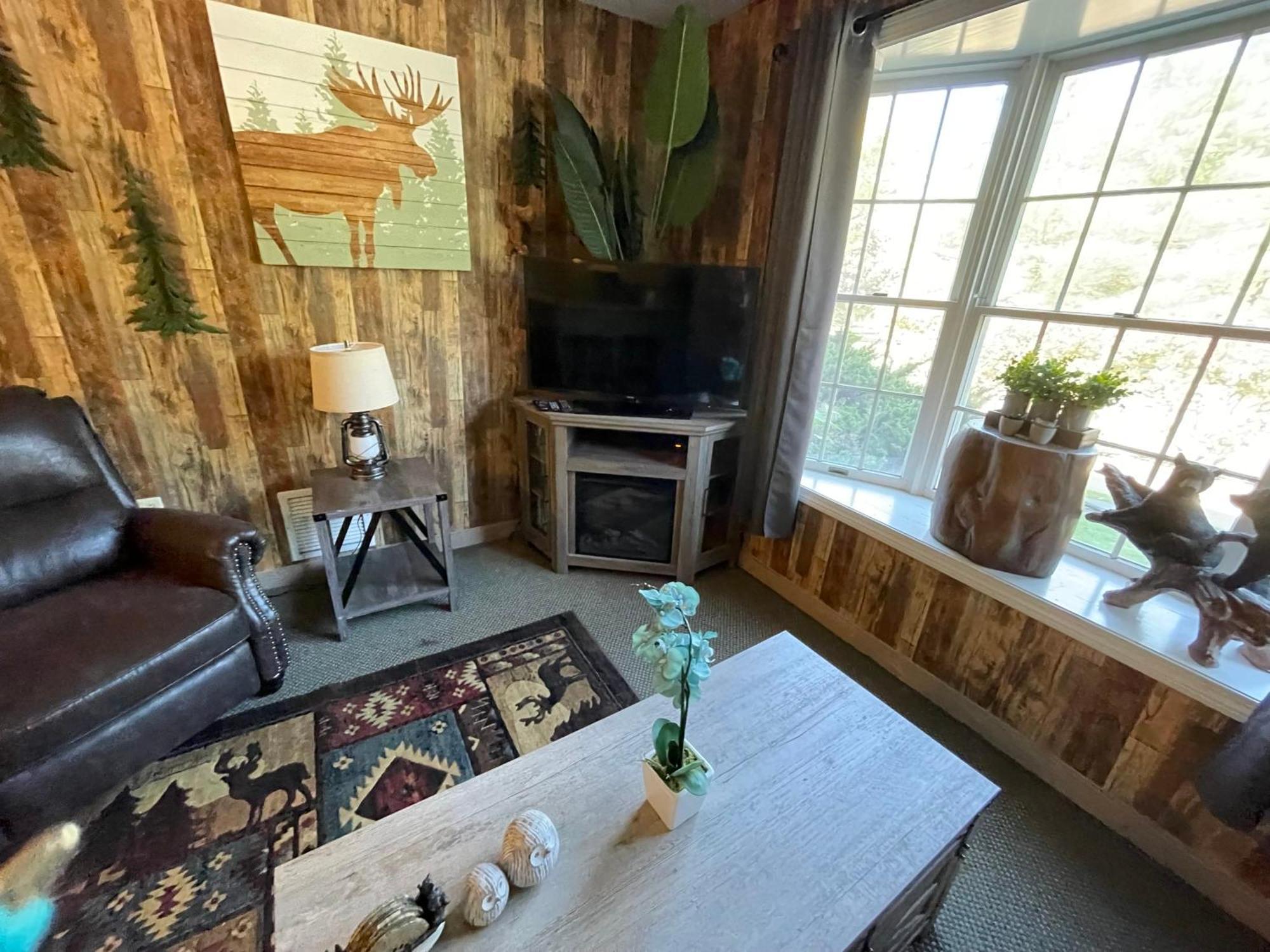 Gorgeous 1St Fl Mtn View Jiminy Suite Sleeps 4 Ski On Off Hancock Εξωτερικό φωτογραφία